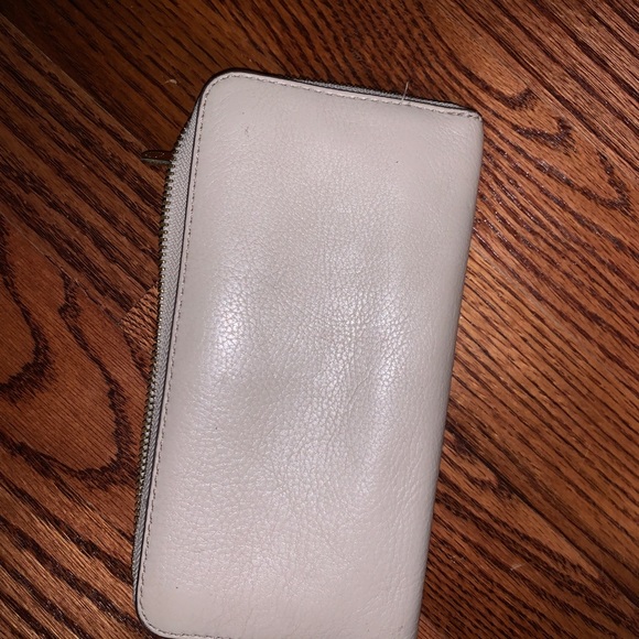 Marc by Marc Jacobs Beige Wallet - Picture 5 of 5